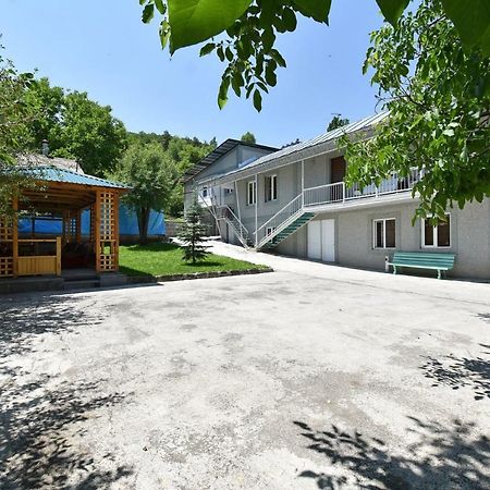 Guest House Arsan Tsaghkadzor Exterior foto