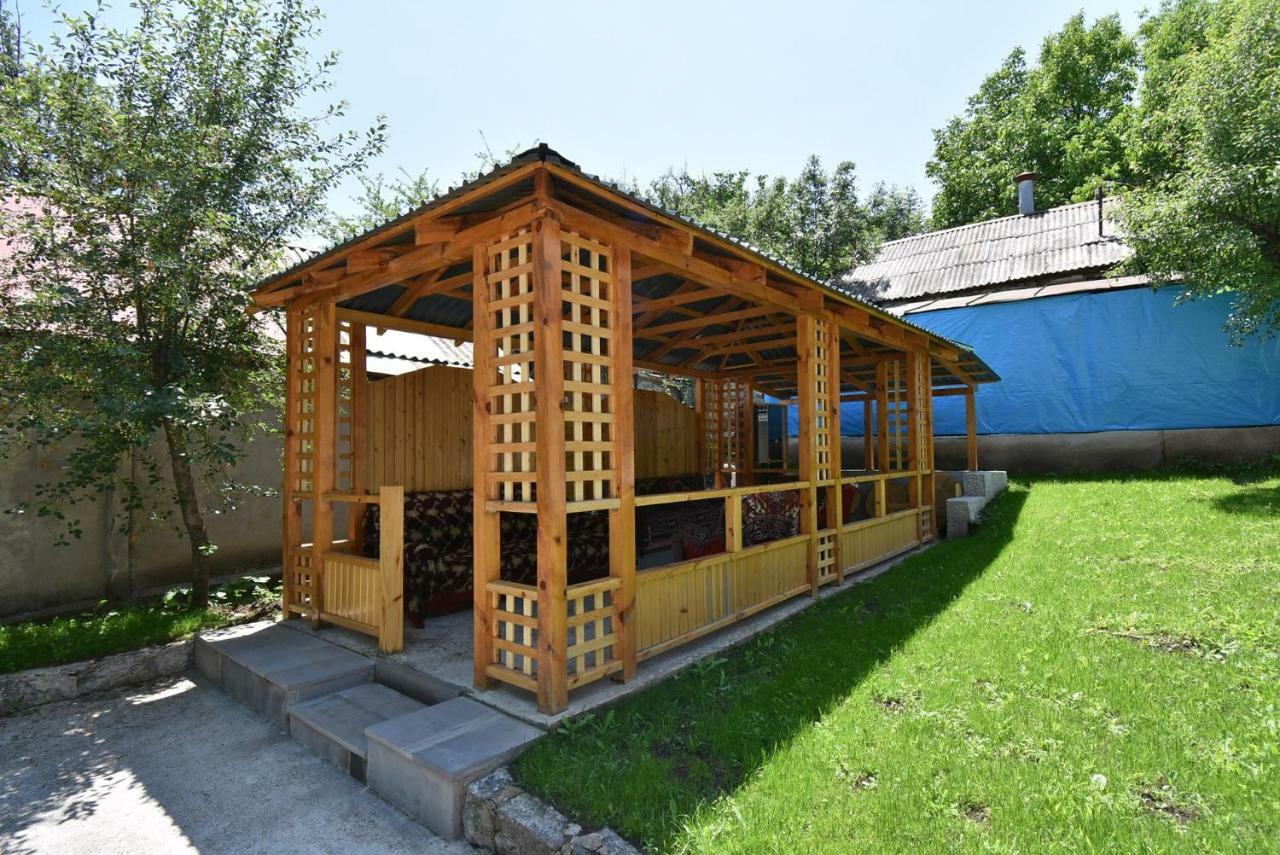 Guest House Arsan Tsaghkadzor Exterior foto